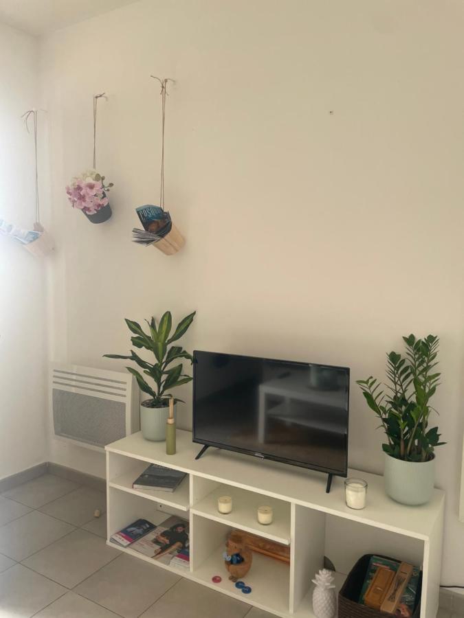 Studio Vieux Port Chez Fanette Apartment Marseille Bagian luar foto